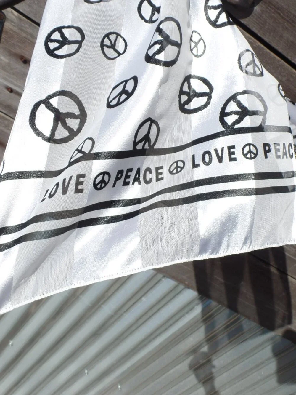 PEACE LOVE Scarf